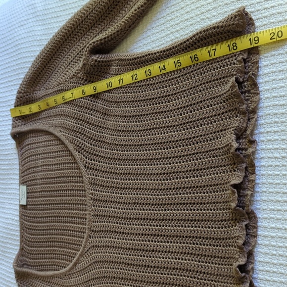 Abercrombie & Fitch Cropped Crochet Knit Sweater Small - Picture 11 of 11